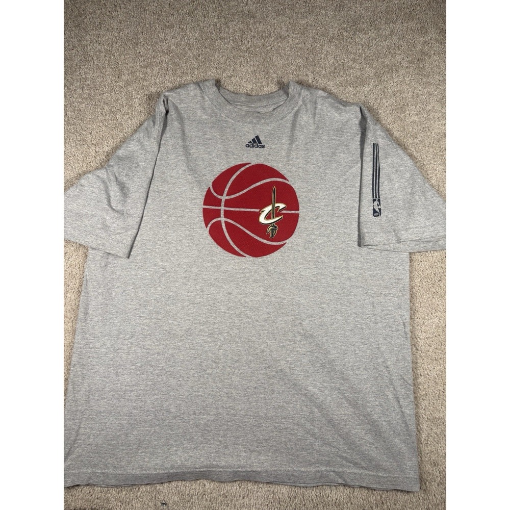 Vtg Y2K Adidas Cleveland Cavaliers T Shirt Mens XL Grey Red Basketball Logo NBA